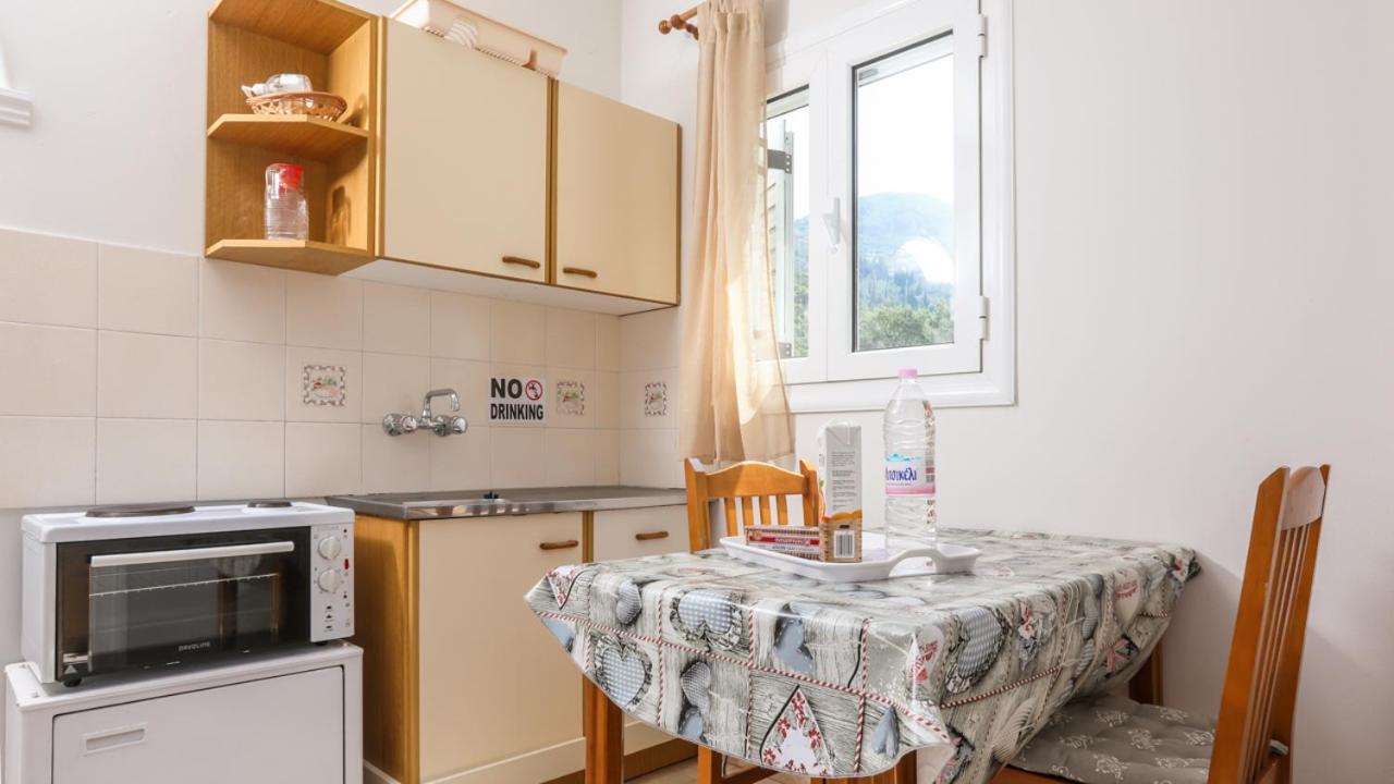 Marina Apartments, Agios Gordios  Bagian luar foto